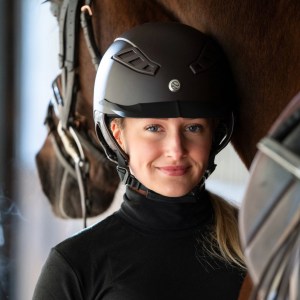 EQ3 Lynx Ridehjelm Mat Sort L 59-61