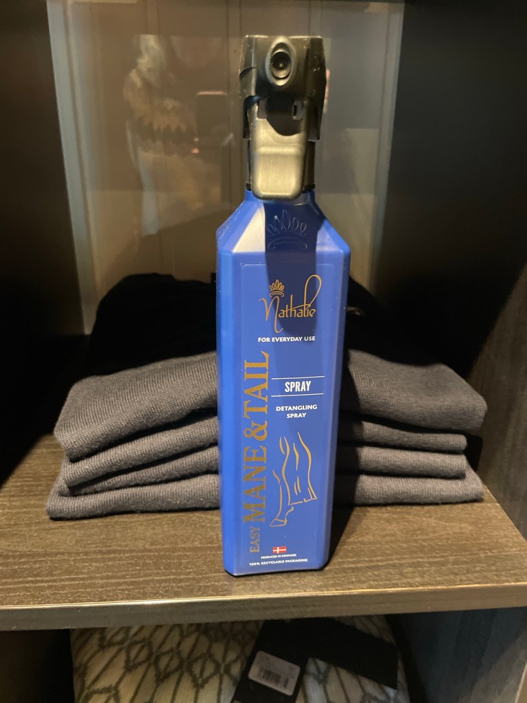 Nathalie Easy mail and tail spray