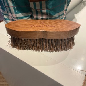 Pretty Pony eksklusiv støvbørste i træ med kokoshår